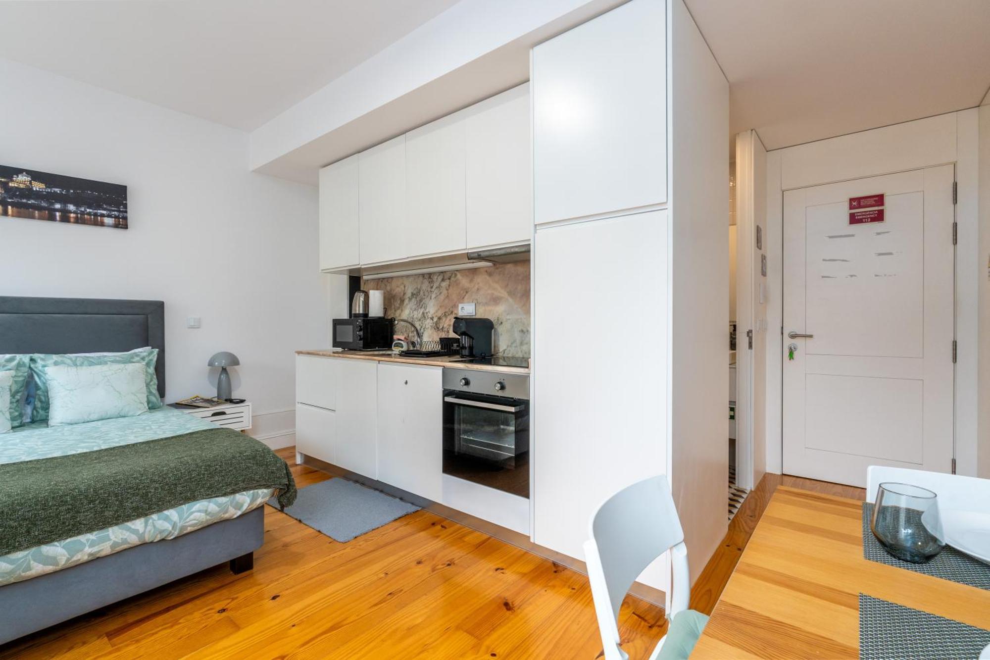 A Window To - Premium At Clerigos Tower * Porto