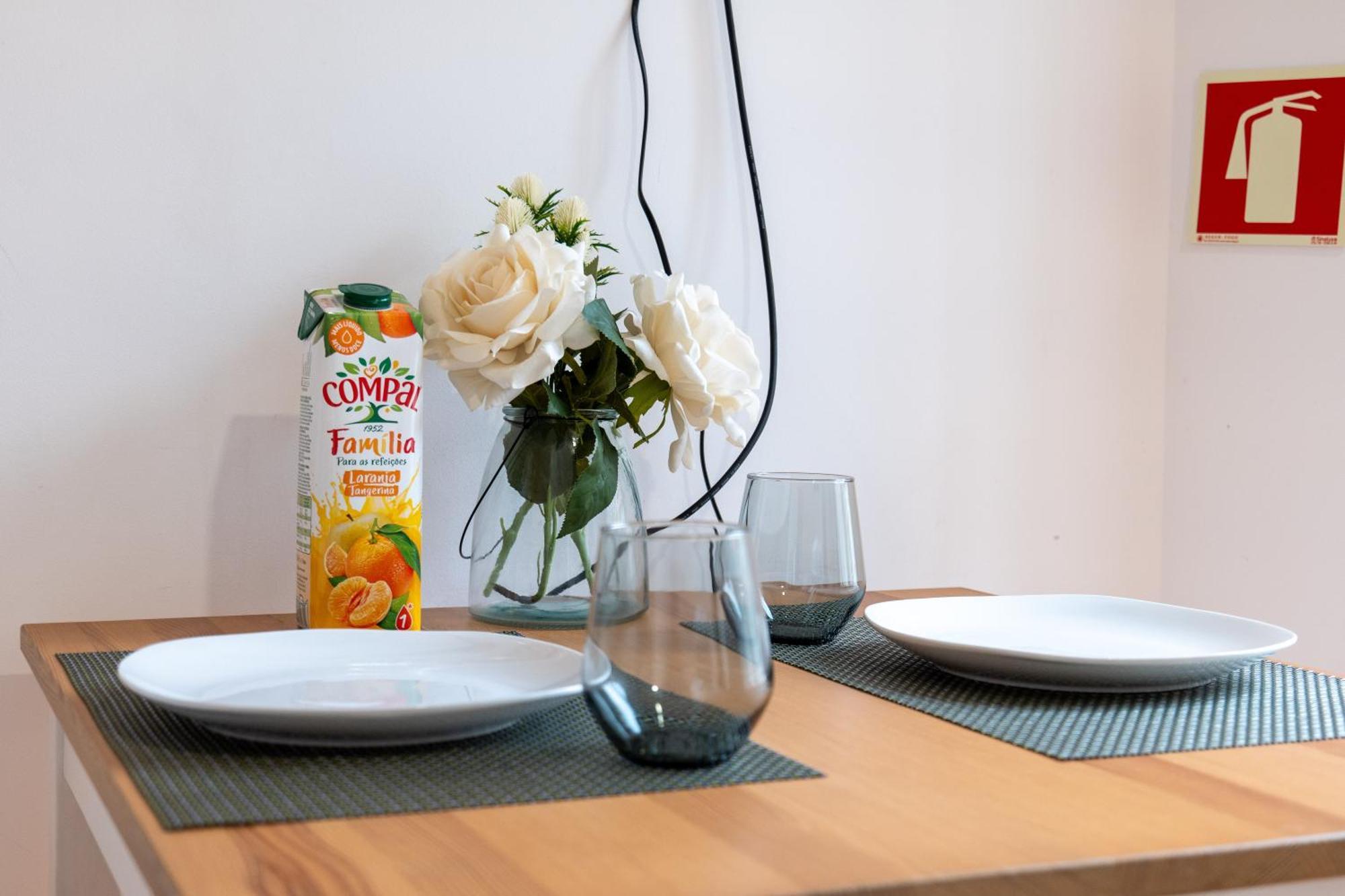 A Window To - Premium At Clerigos Tower Apartamento
